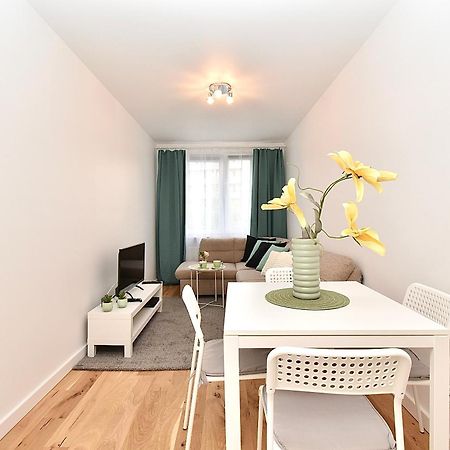 Rental Apartment Obrzezna Varsovie Extérieur photo